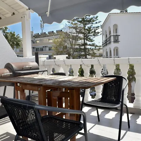 Laura's Cozy Larnaca